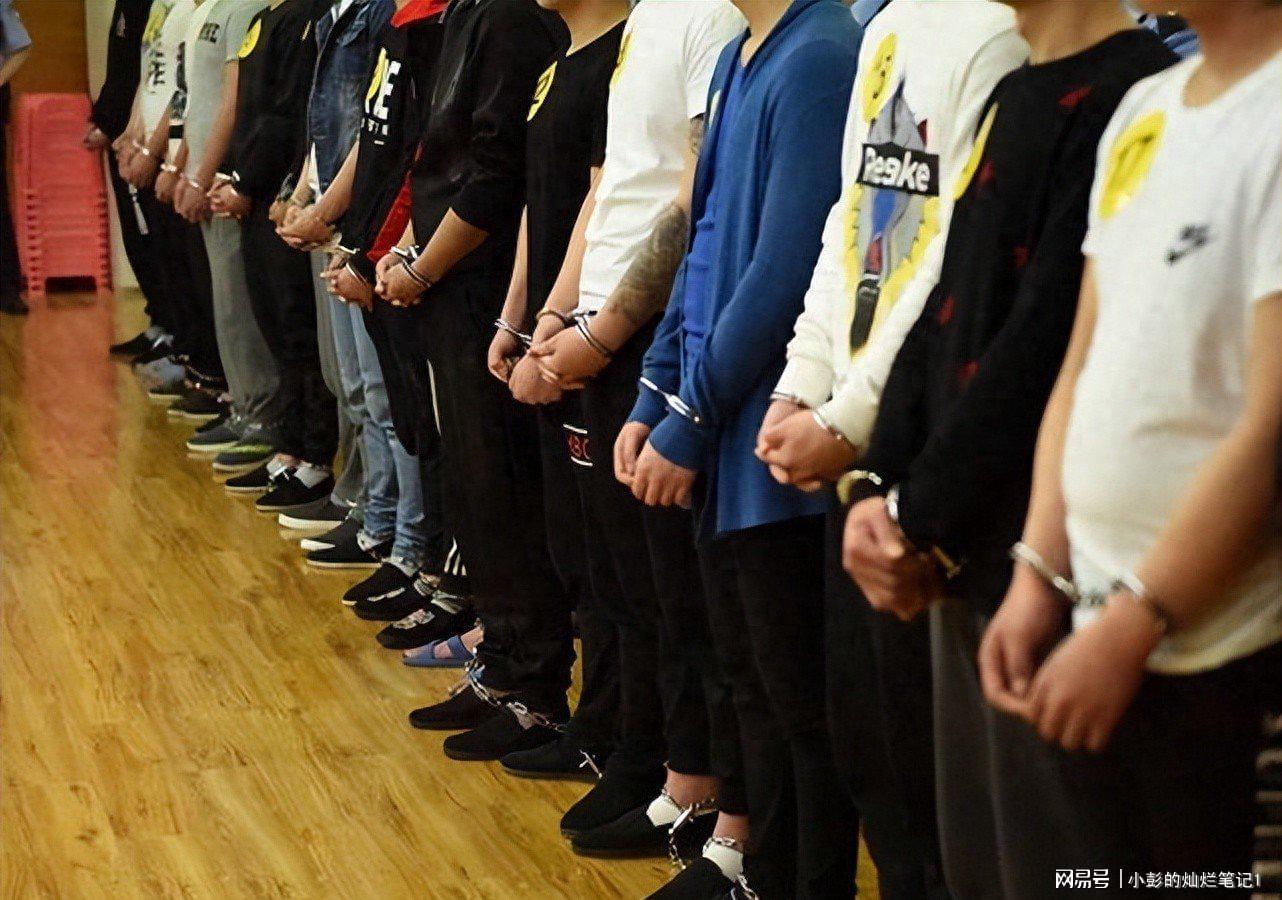 开云体育下载-黑社会去哪了？原来都藏在这4个场所，老百姓千万别惹